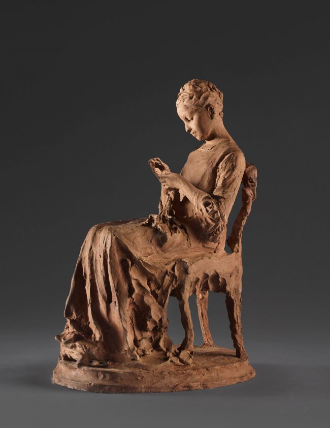 La brodeuse en terre cuite de Dalou